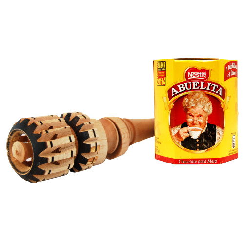 chocolate drink with molinillo pack